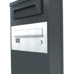 Post with integrated mailbox and intercom for comfort variants